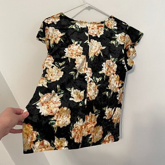 A.N.A Velvet Ruffle Tee Black Orange Floral Velour Short Flutter Sleeve Blouse L - Picture 10 of 10
